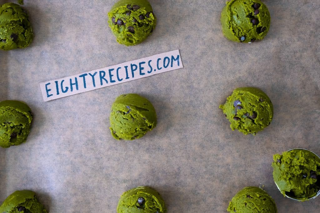 matcha chocolate chip cookies